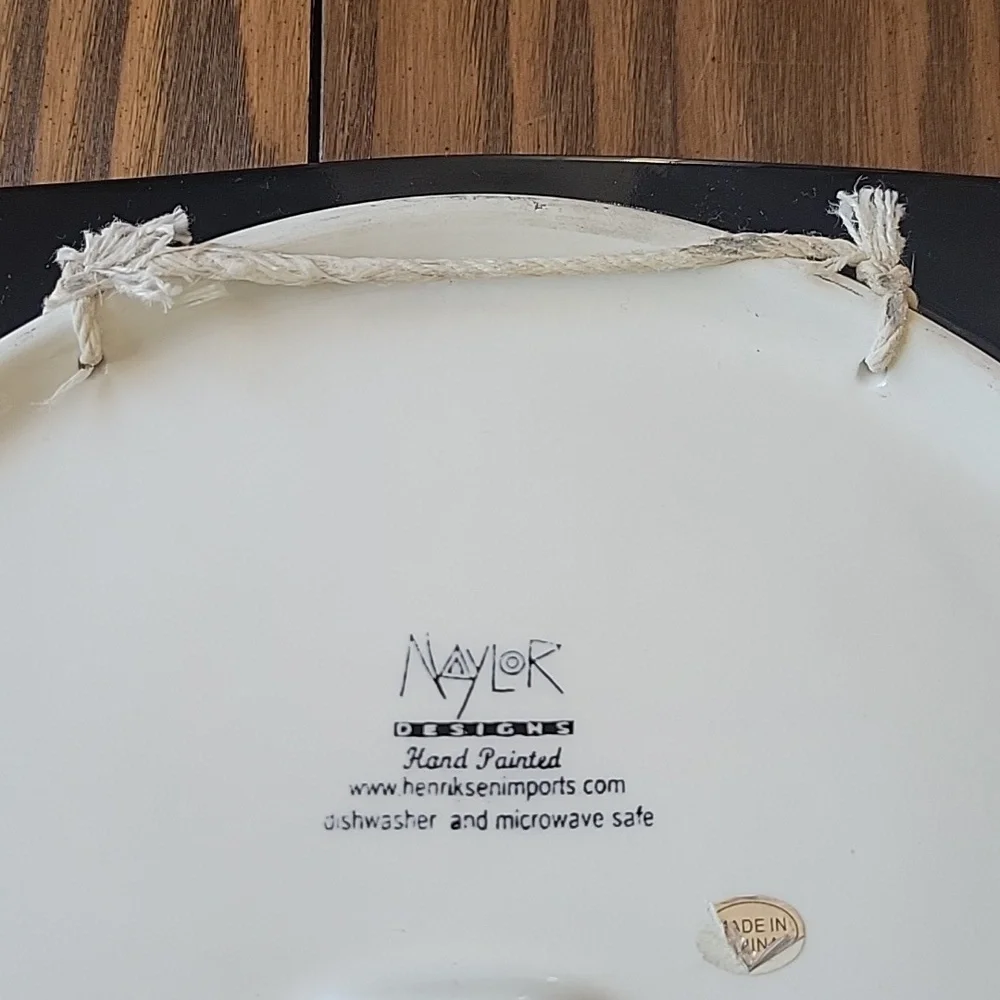 Naylor designs hand
